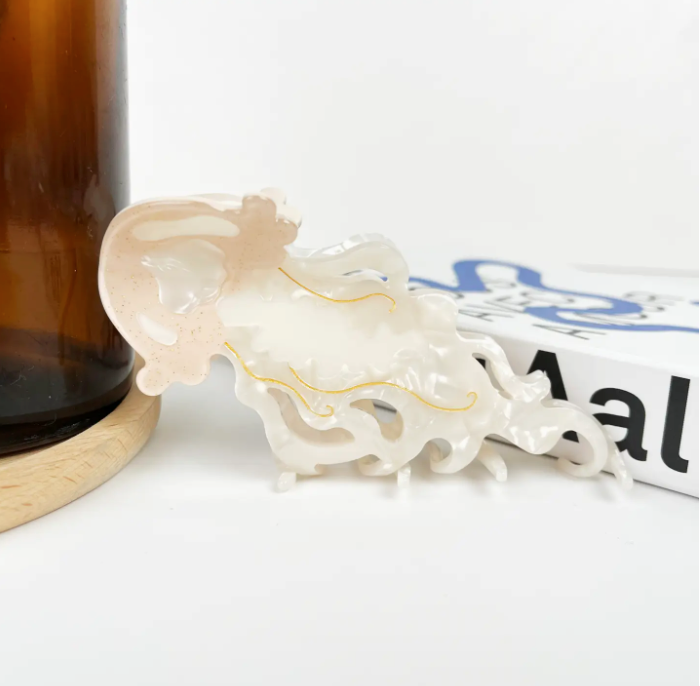 White jellyfish shaped hair clip