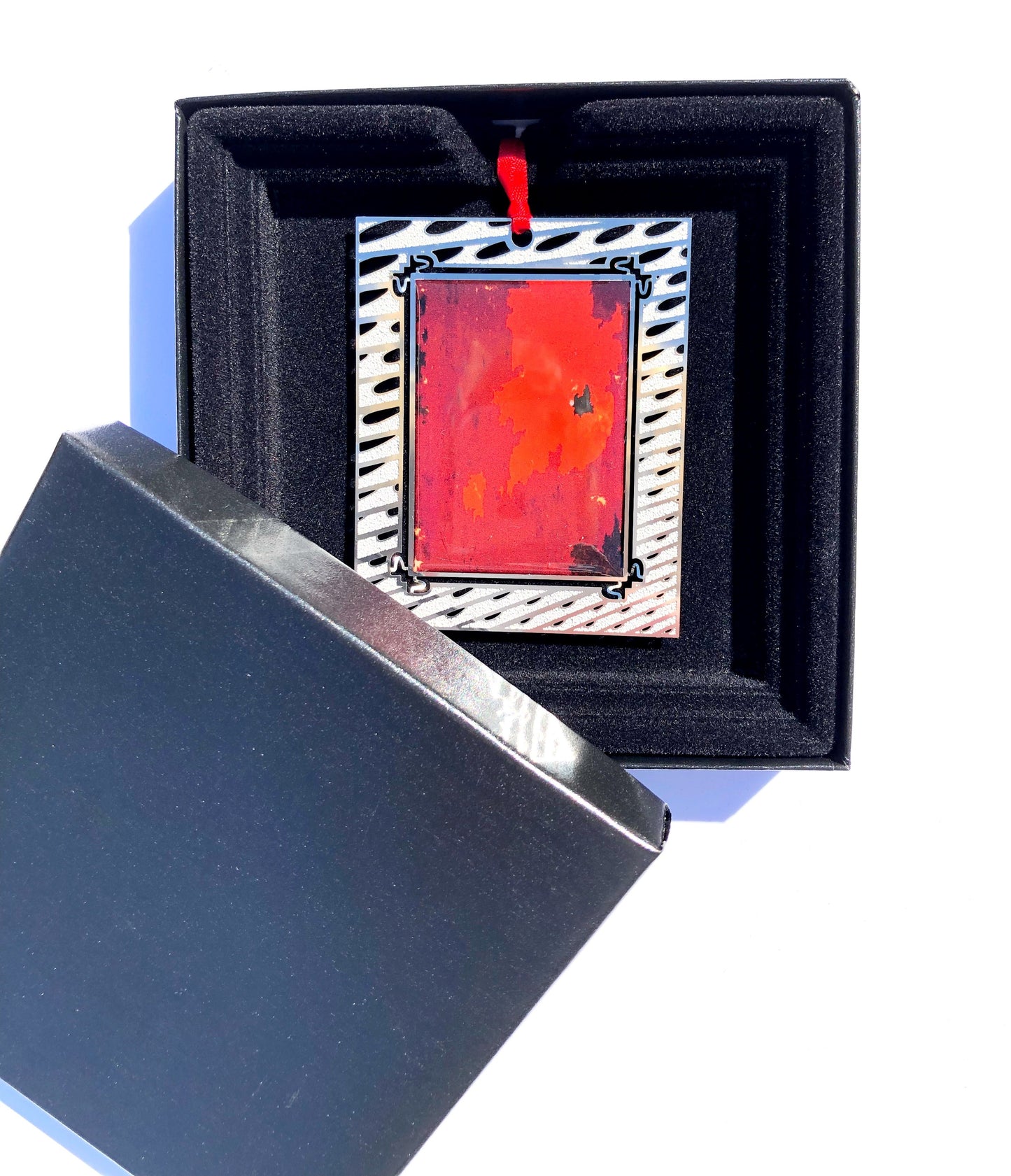 Clyfford Still’s PH-272 Ornament in box
Border showcases detail of the museum's iconic ceiling.