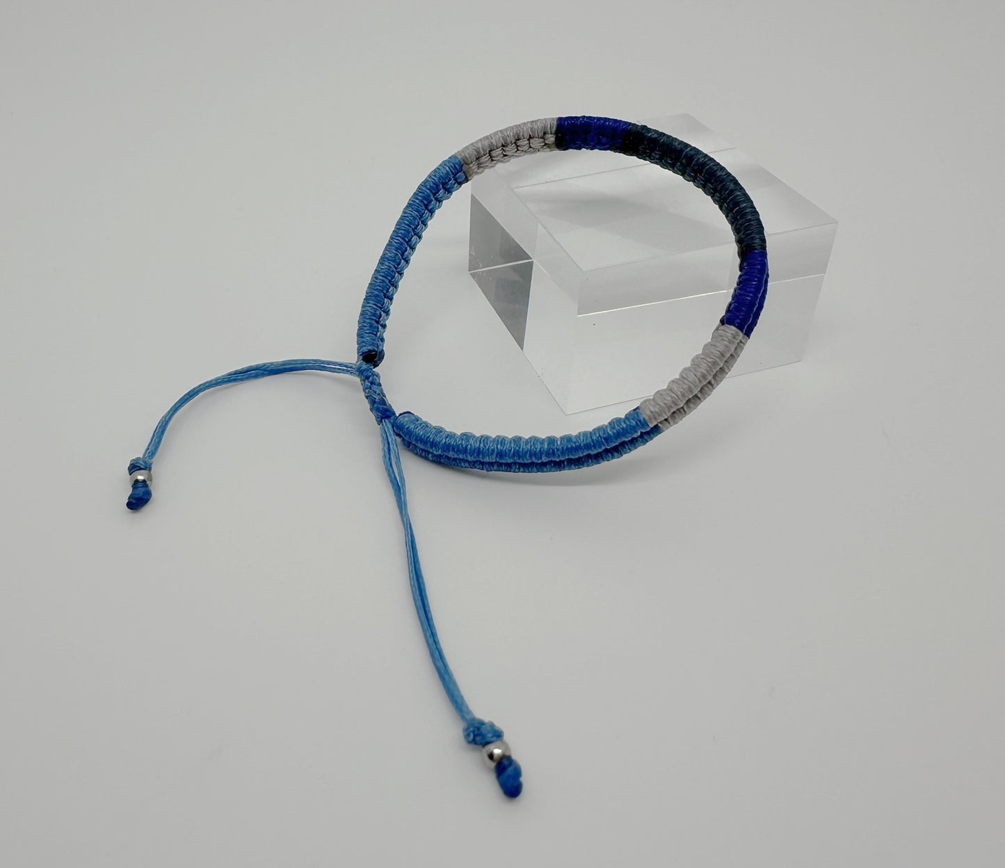 Macrame Surfer Bracelet/ Light Blue-Grey Blue 